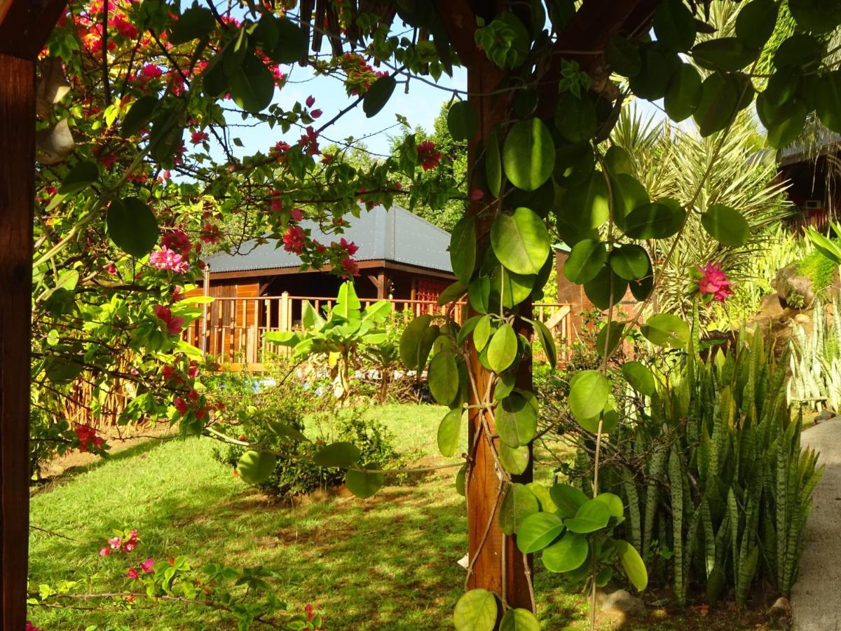 Le Matelot De La Baie Villa Deshaies Eksteriør bilde